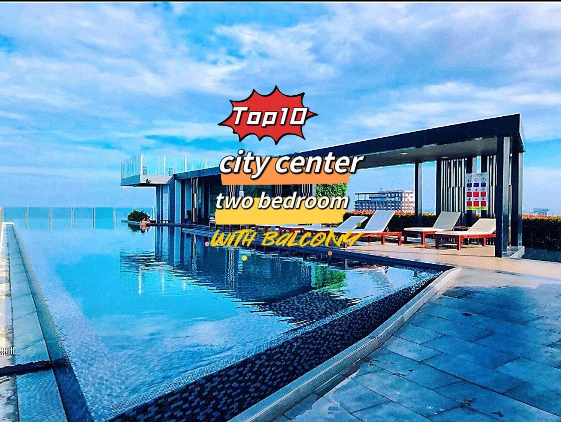The Base Seaview Holiday Inn Pattaya Zewnętrze zdjęcie